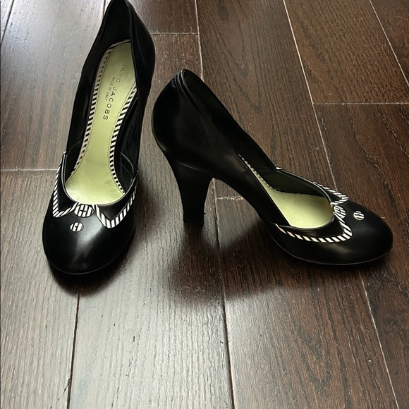 Marc Jacobs Black Women's Shoes - Picture 2 of 4